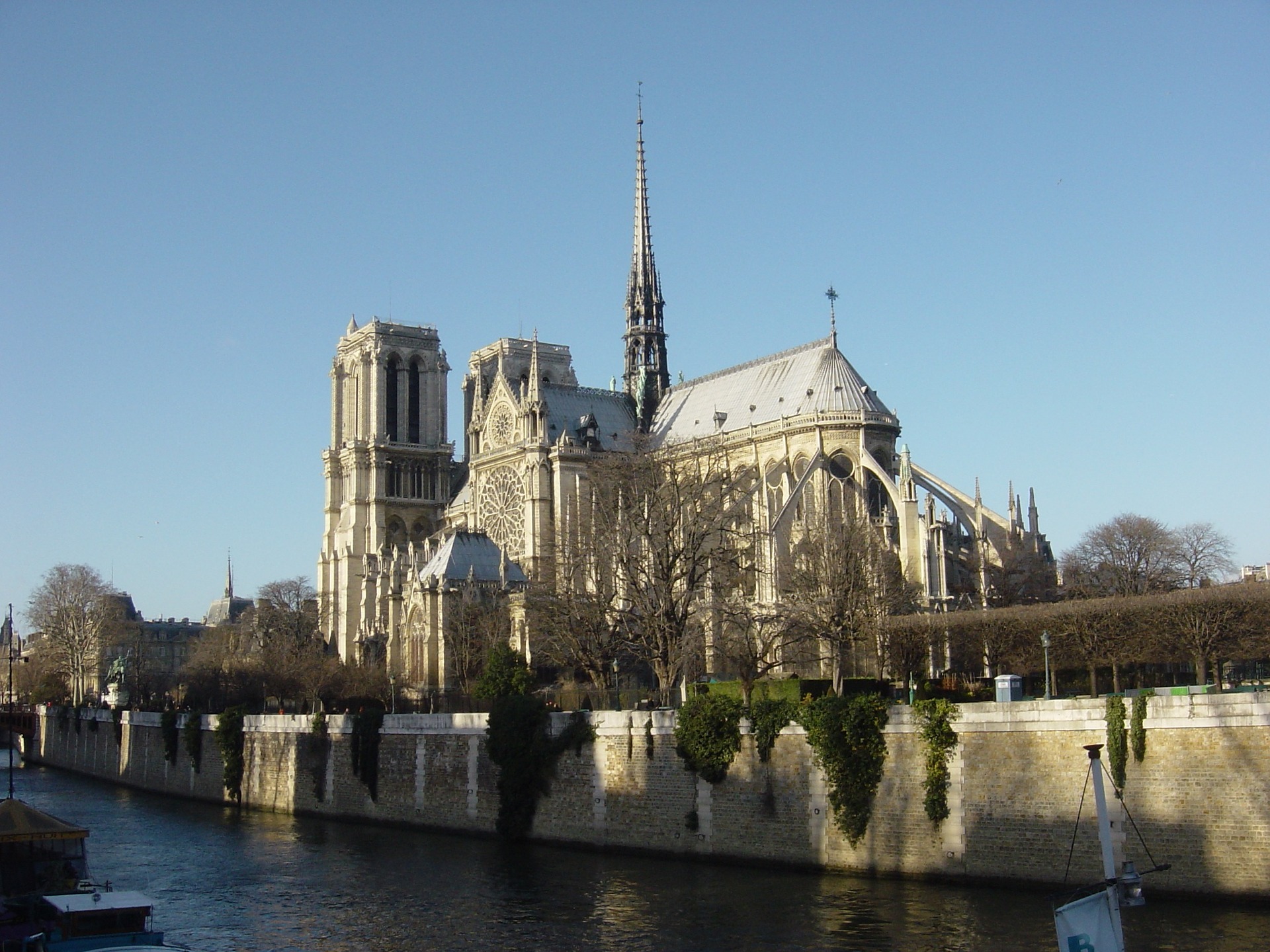 La Catedral de Notre Damme de París de Peques Français